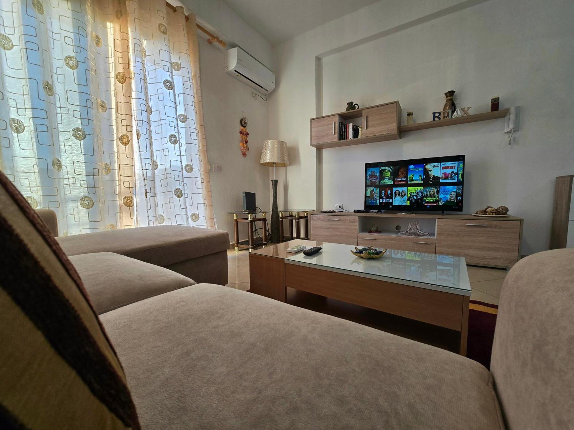 Modern , Quiet , Family Friendly & Fully Furnished Apartment Vlorë Exteriér fotografie